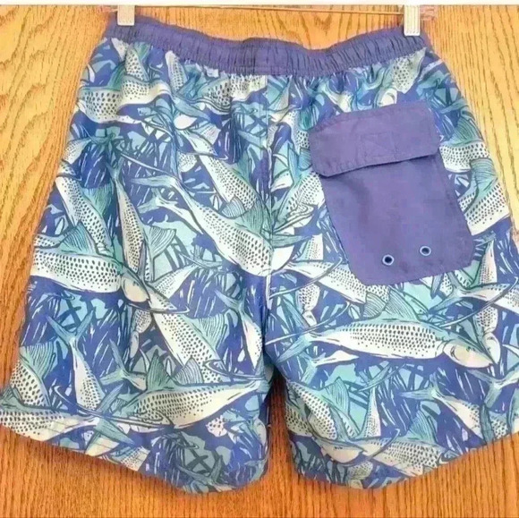 Vineyard Vines Swim Shorts Mens XS Board Trunks Blue Fish Lined Beach Fi… - Picture 4 of 11